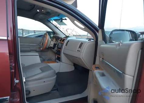 2007 Chrysler Aspen Limited из США, поврежденный, VIN 1A8HX58277F526725